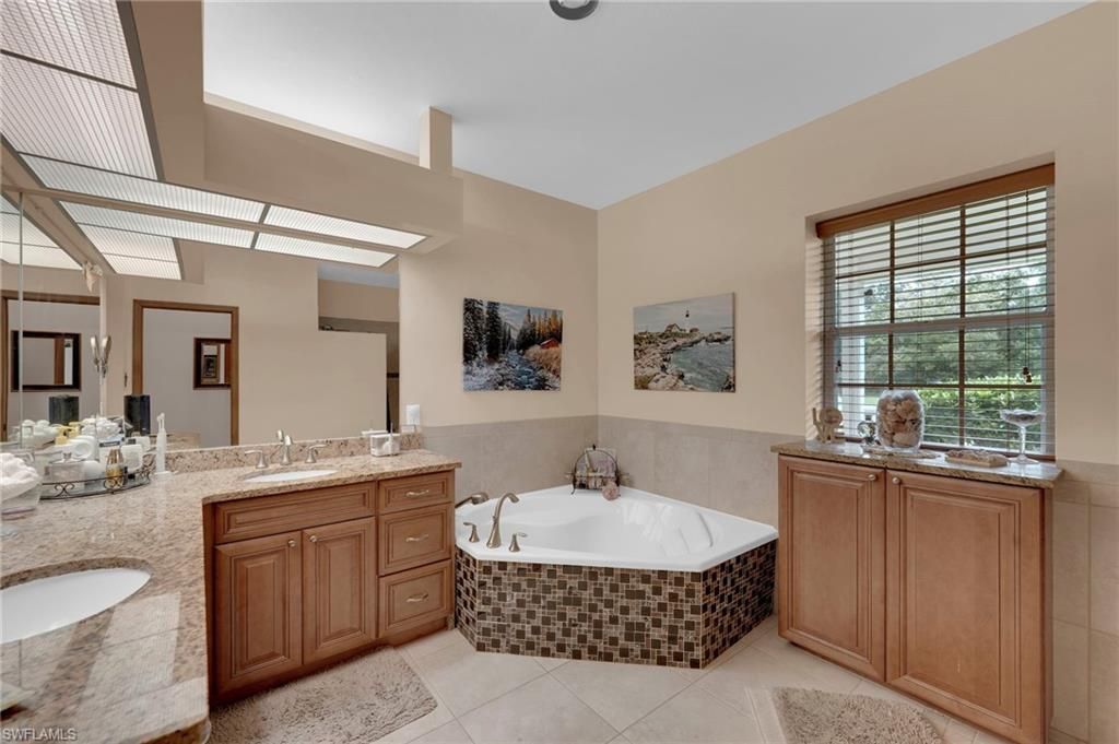4691 Long Lake Dr, Fort Myers, FL 33905 Photo