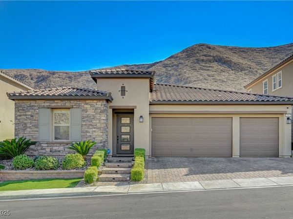 3943 Reyes Avenue, Las Vegas, NV 89141