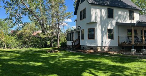 200 E Main Street, Sierraville, CA 00000 Photo