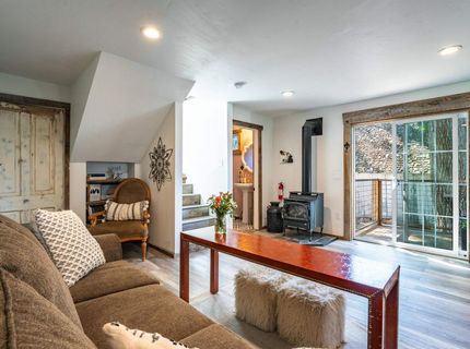 200 E Main Street, Sierraville, CA 00000 Photo