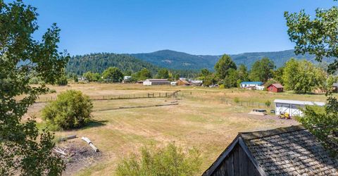200 E Main Street, Sierraville, CA 00000 Photo