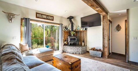 200 E Main Street, Sierraville, CA 00000 Photo