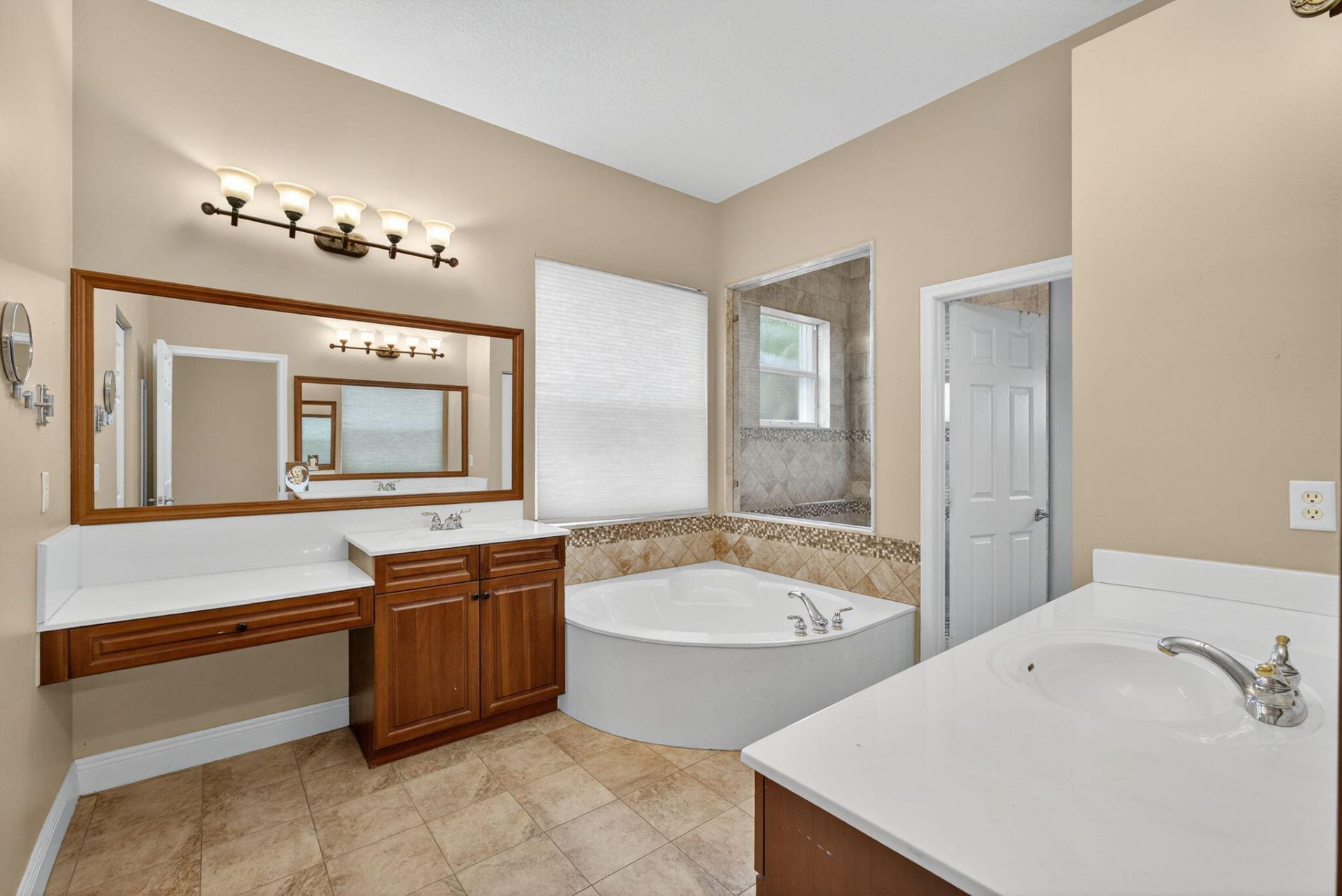 8933 Alexandra Circle, Wellington, FL 33414 Photo