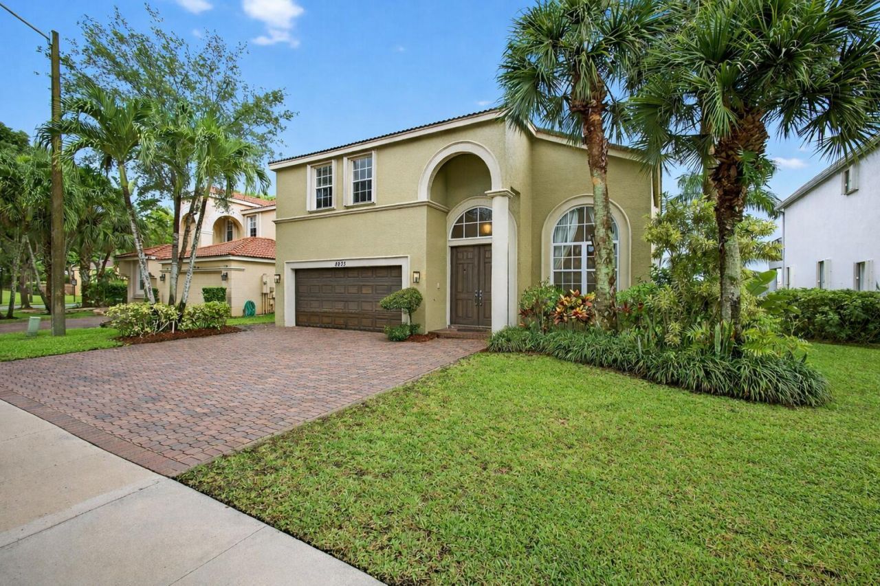 8933 Alexandra Circle, Wellington, FL 33414 Photo