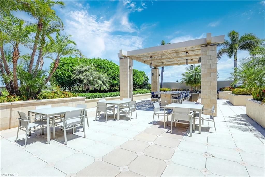 9115 Strada Pl, Unit 5511, Naples, FL 34108 Photo