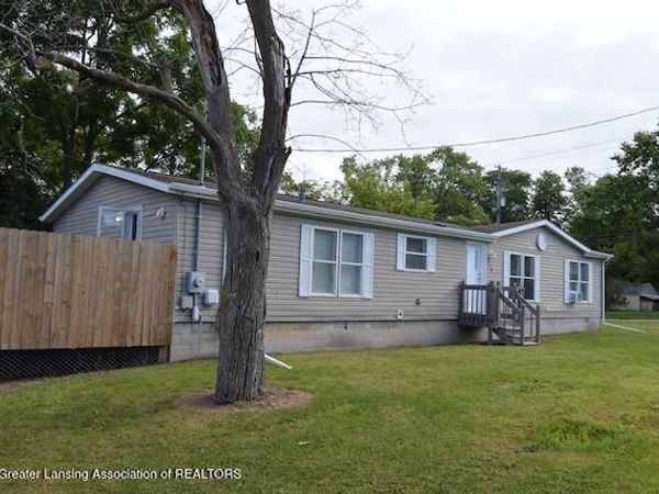 310 W Frederick Avenue, Lansing, MI 48906