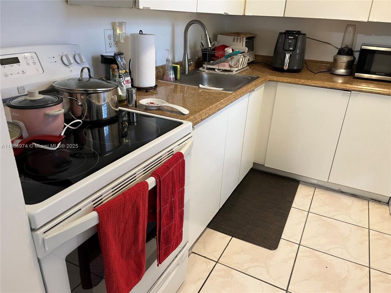 9440 Fontainebleau Blvd, Unit 101, Miami, FL 33172 Photo