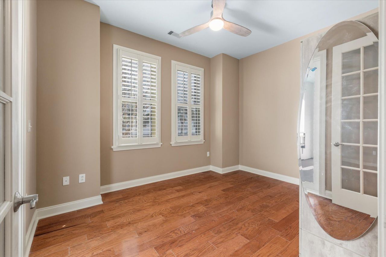 200 River Landing Drive Photo 15