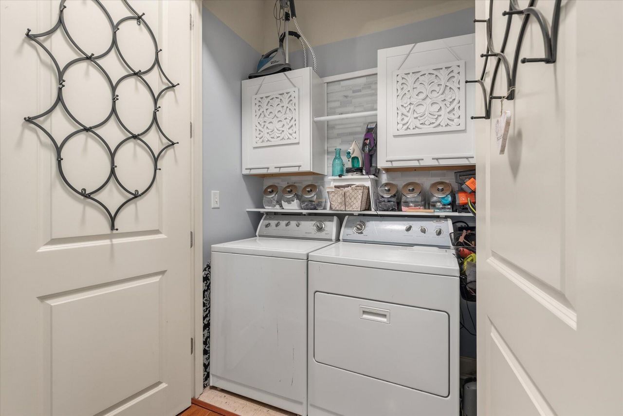 200 River Landing Drive Photo 28