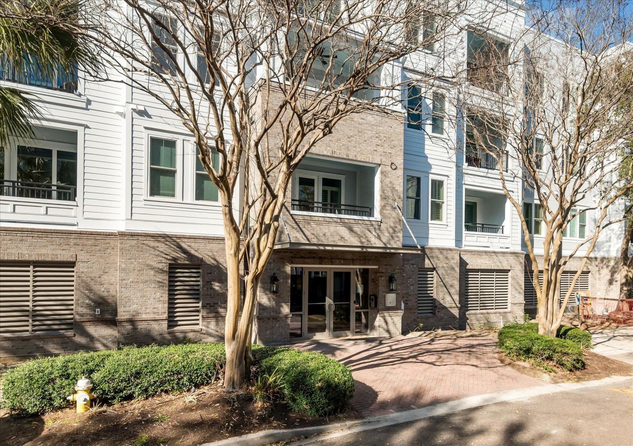 200 River Landing Drive Photo 29