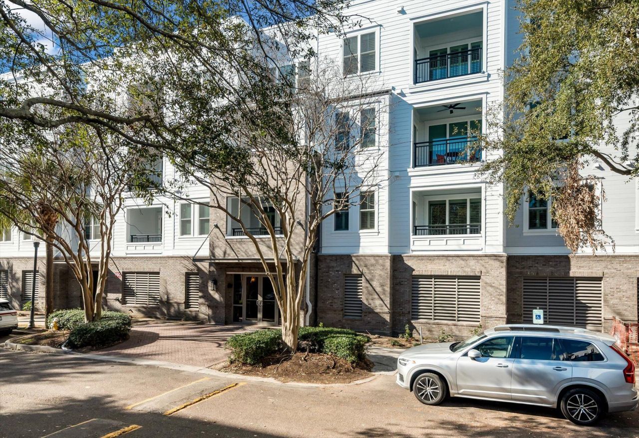 200 River Landing Drive Photo 30