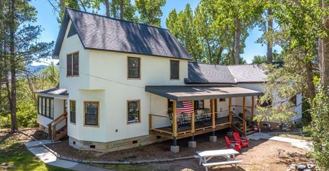 200 E Main, Sierraville, CA 96126 Photo
