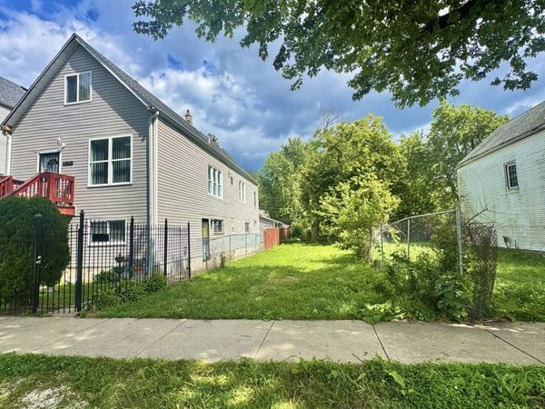 5217 S Wood Street, Chicago, IL 60609