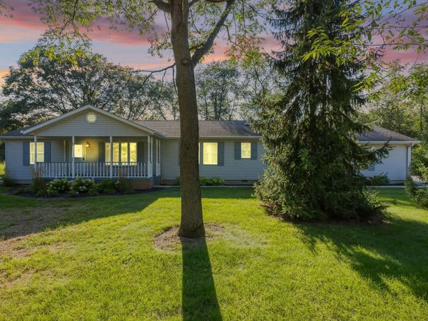 9176 N 200 E, Lake Village, IN 46349