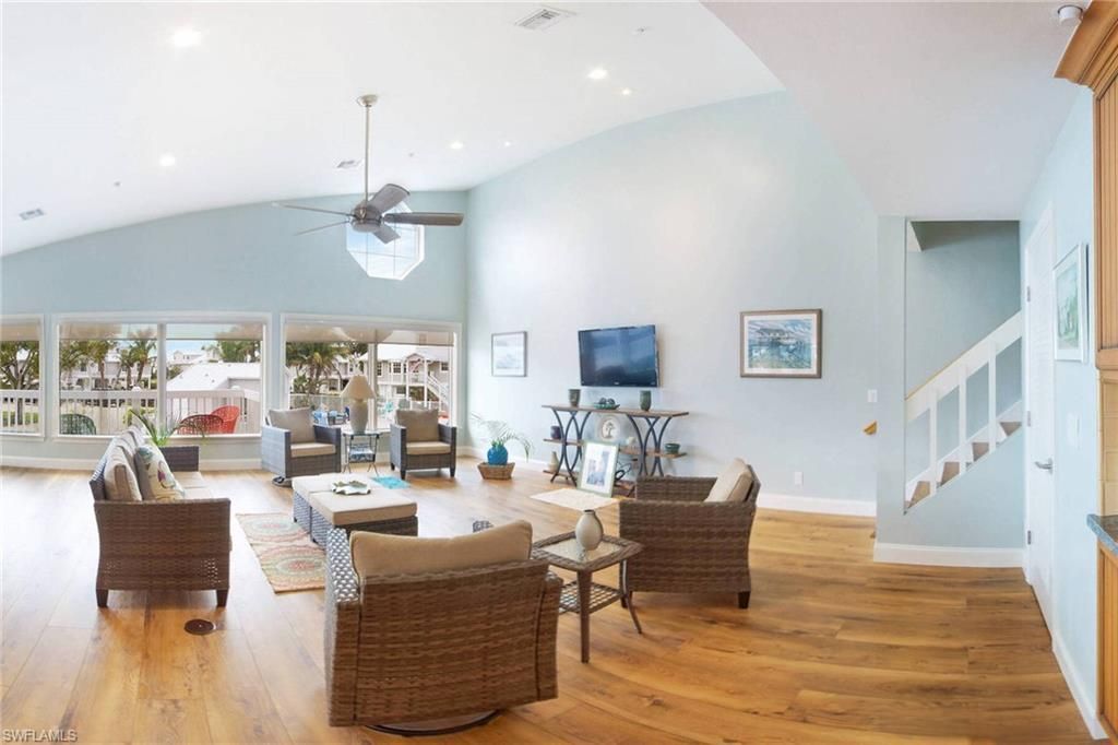 2297 Dixie Lee Ct, Saint James City, FL 33956 Photo