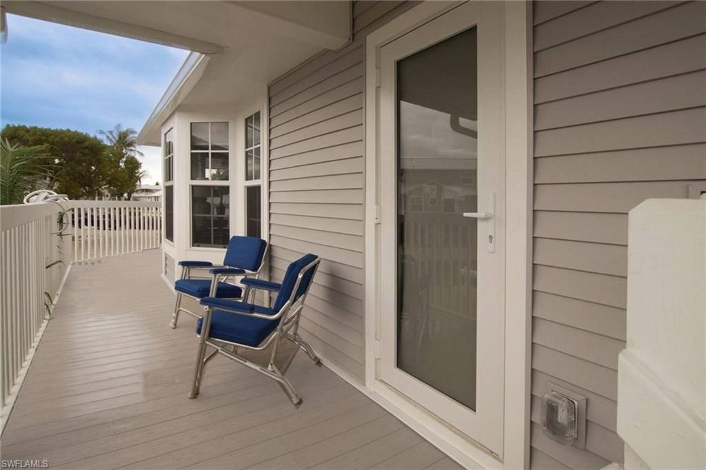 2297 Dixie Lee Ct, Saint James City, FL 33956 Photo