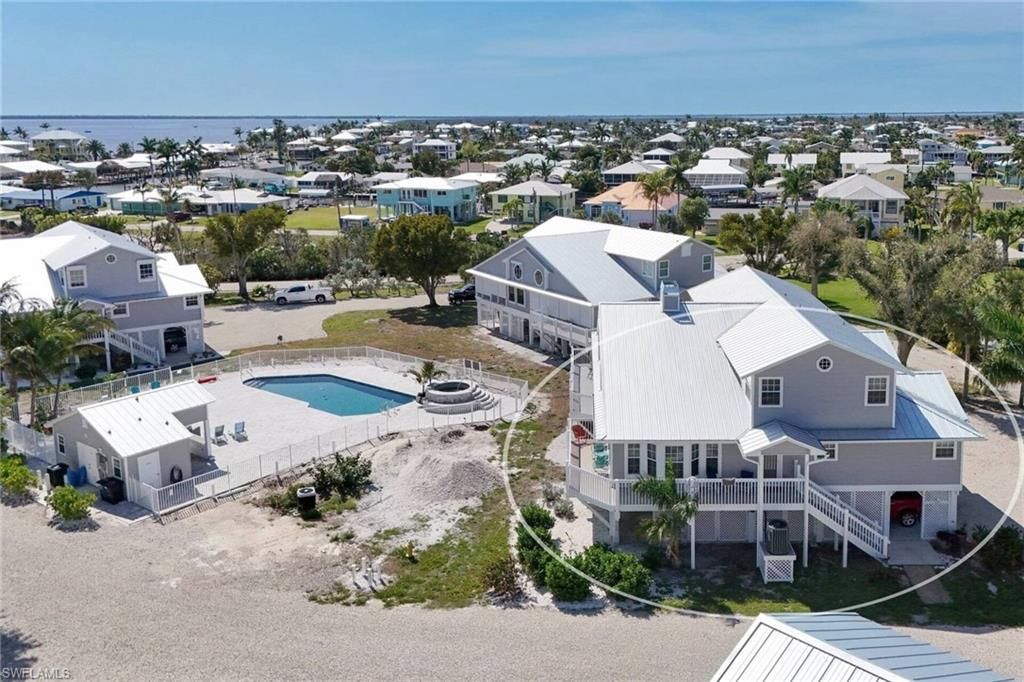 2297 Dixie Lee Ct, Saint James City, FL 33956 Photo