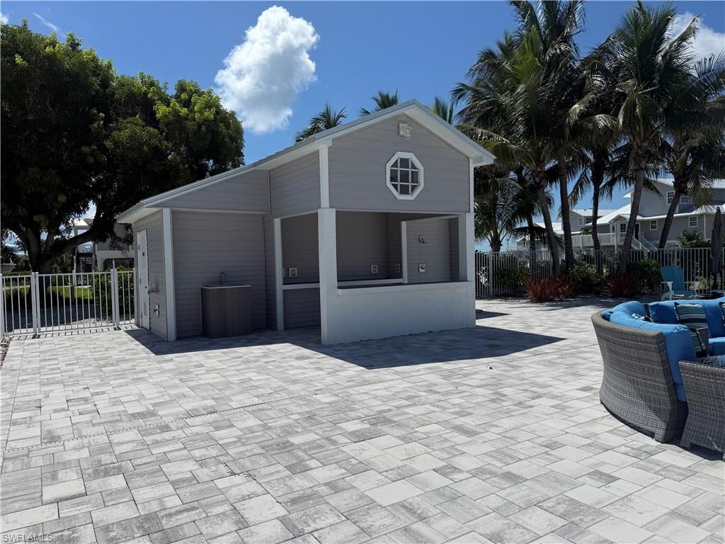 2297 Dixie Lee Ct, Saint James City, FL 33956 Photo