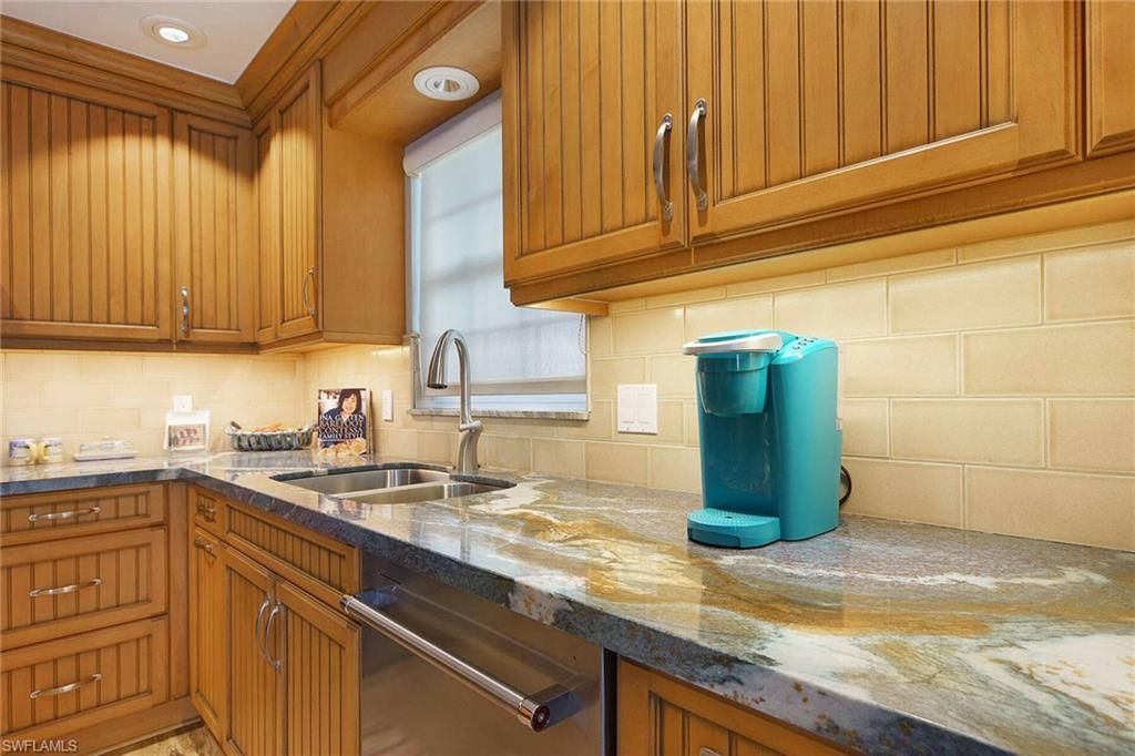 2297 Dixie Lee Ct, Saint James City, FL 33956 Photo