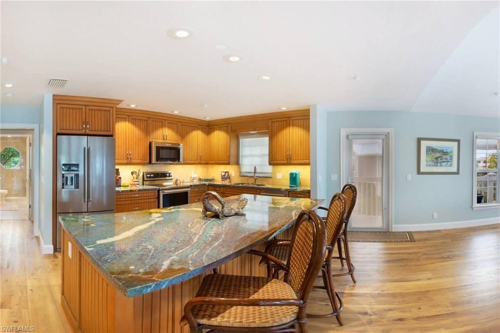 2297 Dixie Lee Ct, Saint James City, FL 33956 Photo