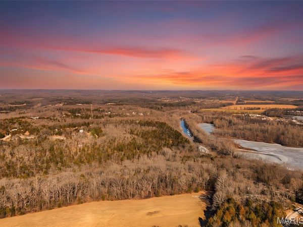 8911 Kitson Lane, Cedar Hill, MO 63016