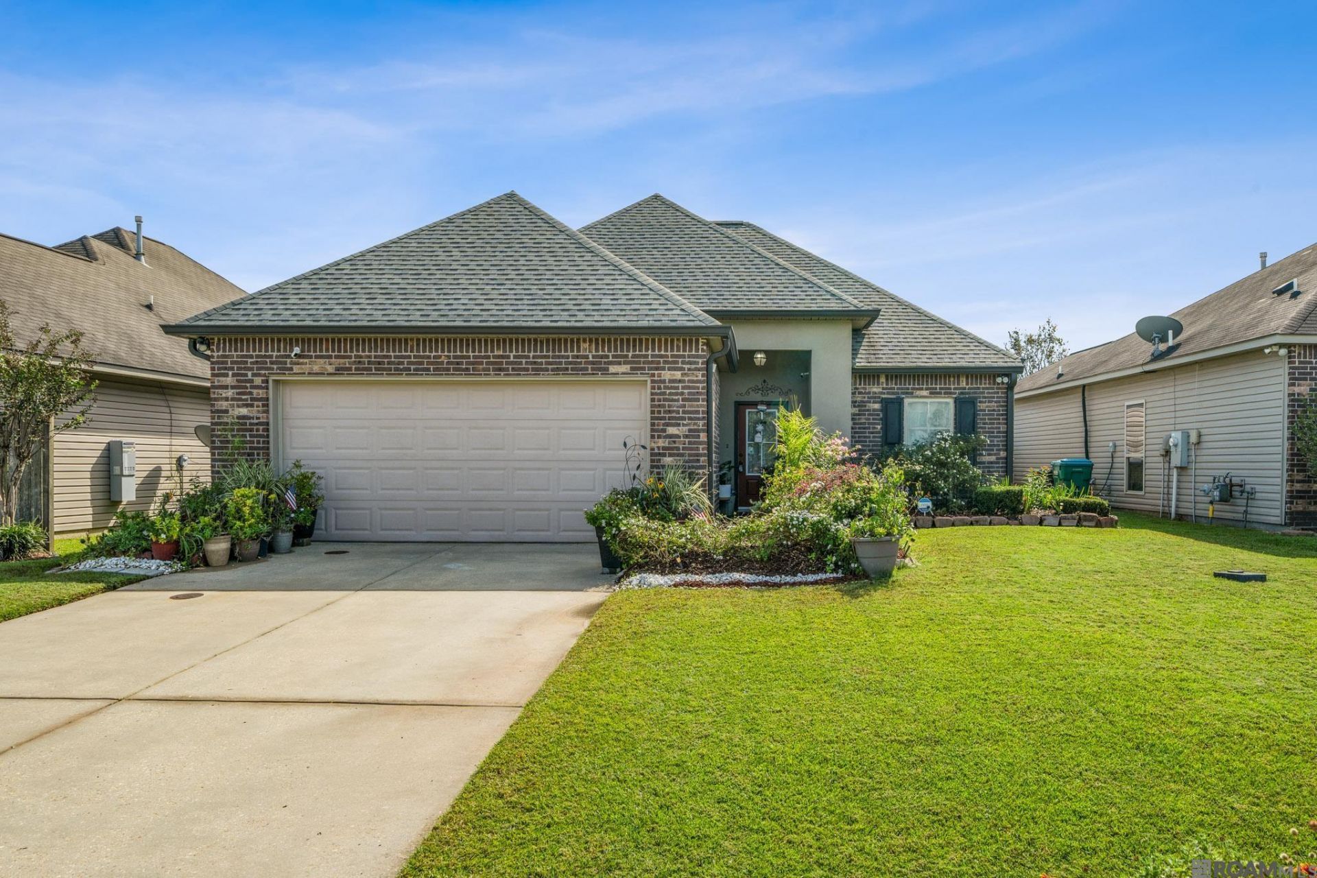11420 Rossow Ct, Denham Springs, LA 70726 Main Photo