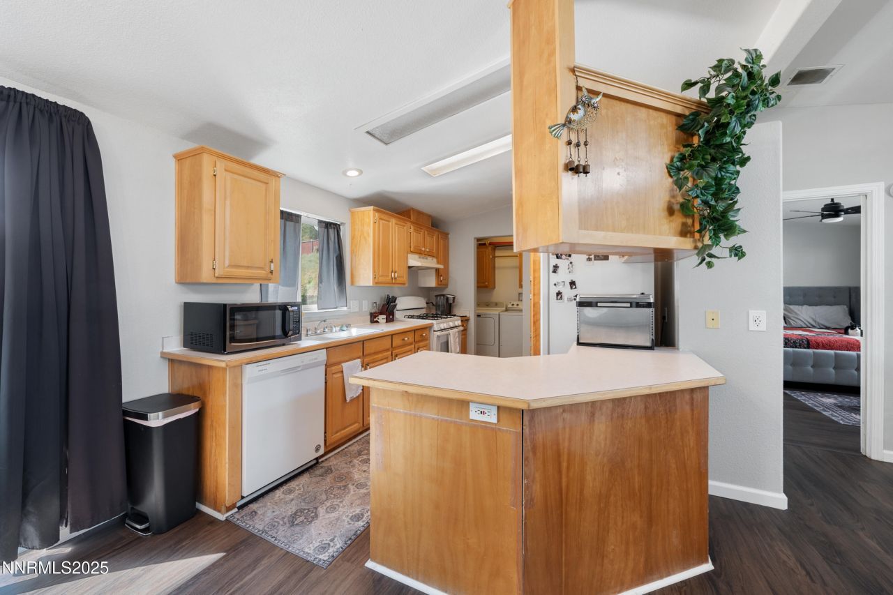 7571 Diamond Pointe Way, Reno, NV 89506 Photo