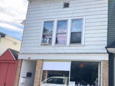 85 Main Street, Akron, NY 14001