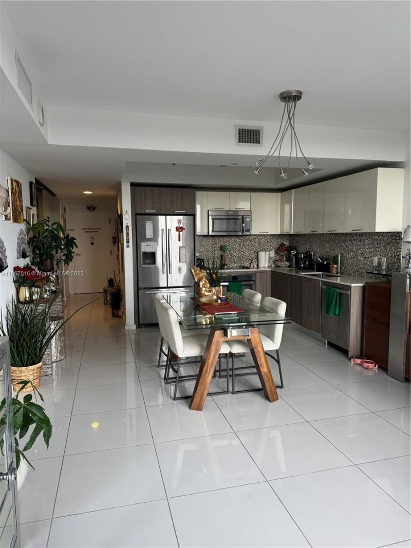 5252 NW 85th Ave, Unit 1108, Doral, FL 33166 Photo