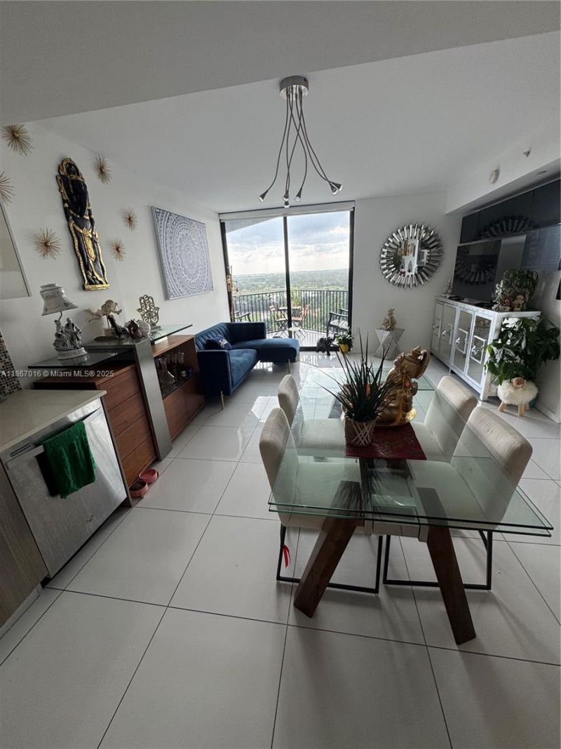 5252 NW 85th Ave, Unit 1108, Doral, FL 33166 Photo