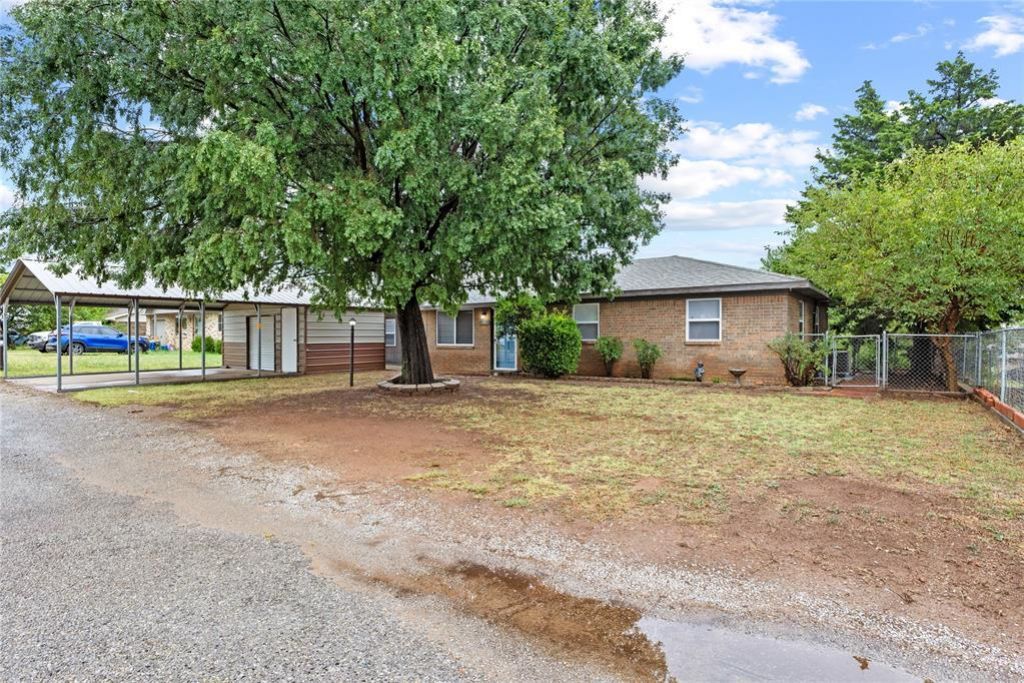 141 Bluestem Street, Weatherford, OK 73096 Main Photo