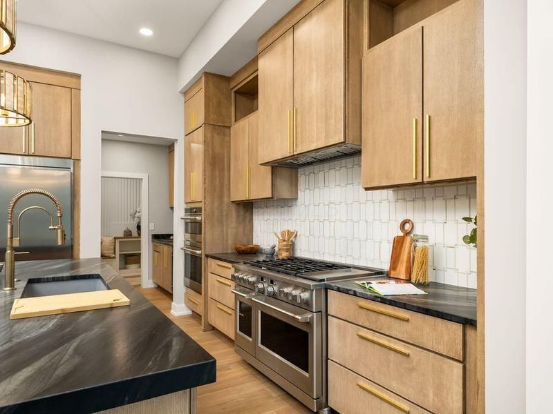 3163 S Dorchester Road, Columbus, OH 43221 Photo 10