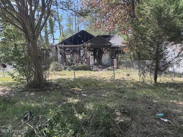 223 Kimbrough Drive, Jackson, MS 39212