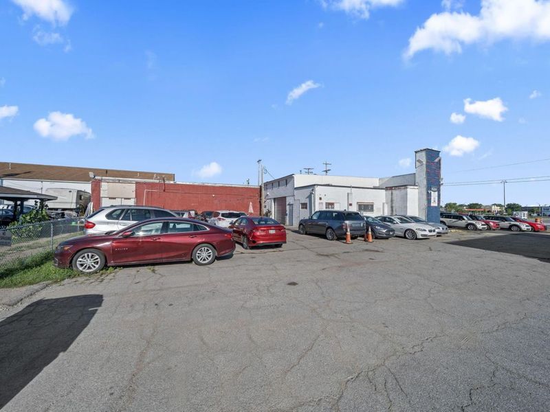 3479 W Broad Street, Columbus, OH 43204 Photo 3