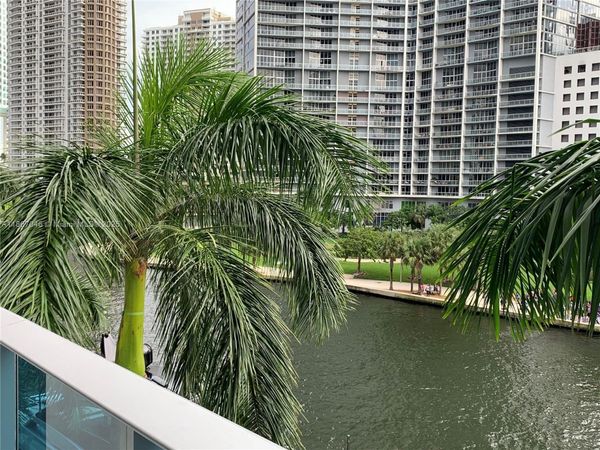 200 Biscayne Boulevard Way, Unit 304, Miami, FL 33131