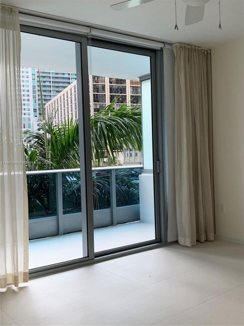 200 Biscayne Boulevard Way, Unit 304, Miami, FL 33131 Photo