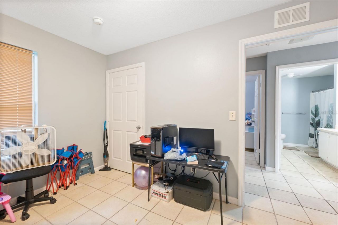 4917 18th Street, Zephyrhills, FL 33542 Photo