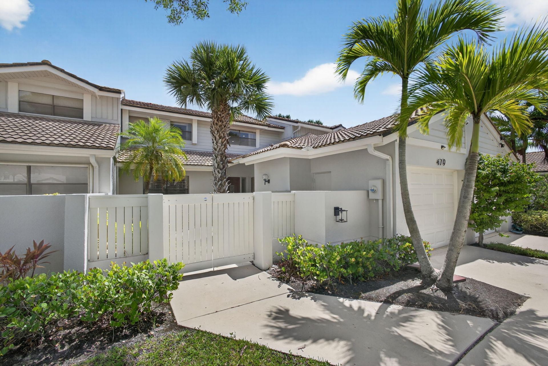 479 Prestwick Circle, Palm Beach Gardens, FL 33418 Photo