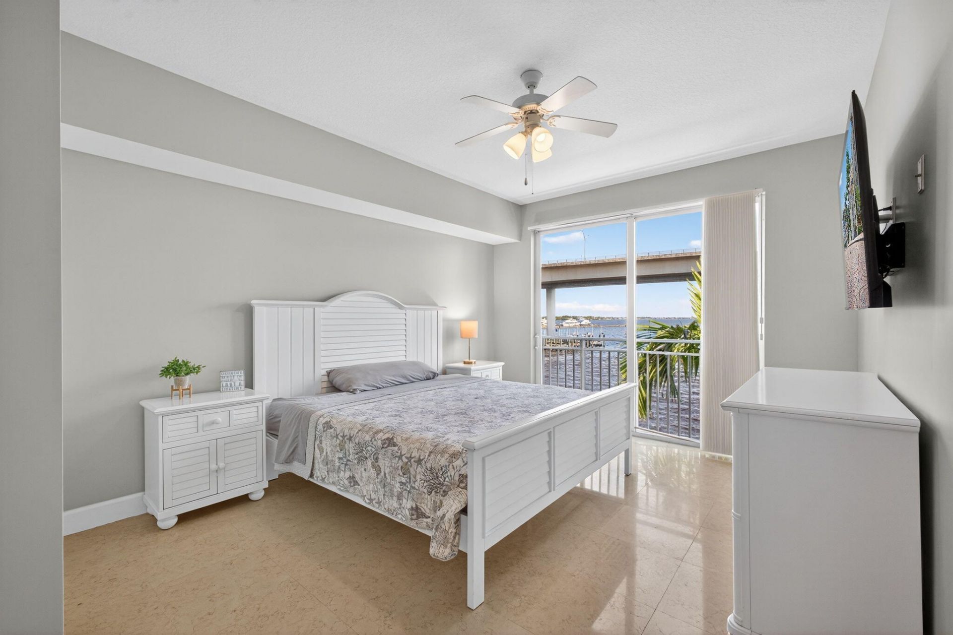 275 NW Flagler Avenue, Unit 204, Stuart, FL 34994 Photo