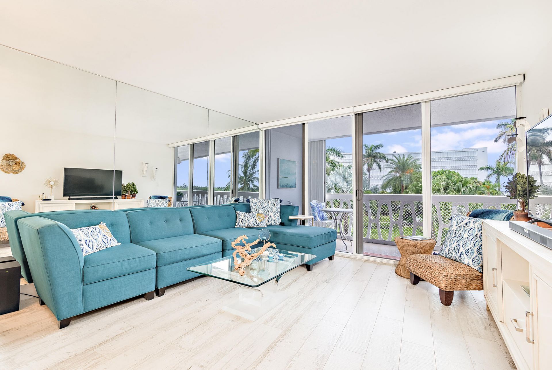 2505 S Ocean Boulevard, Unit 314, Palm Beach, FL 33480 Photo