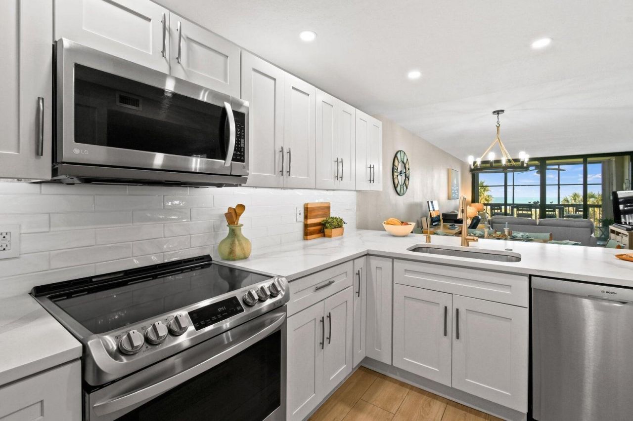 3200 N Highway A1a, Unit 209, Hutchinson Island, FL 34949 Photo
