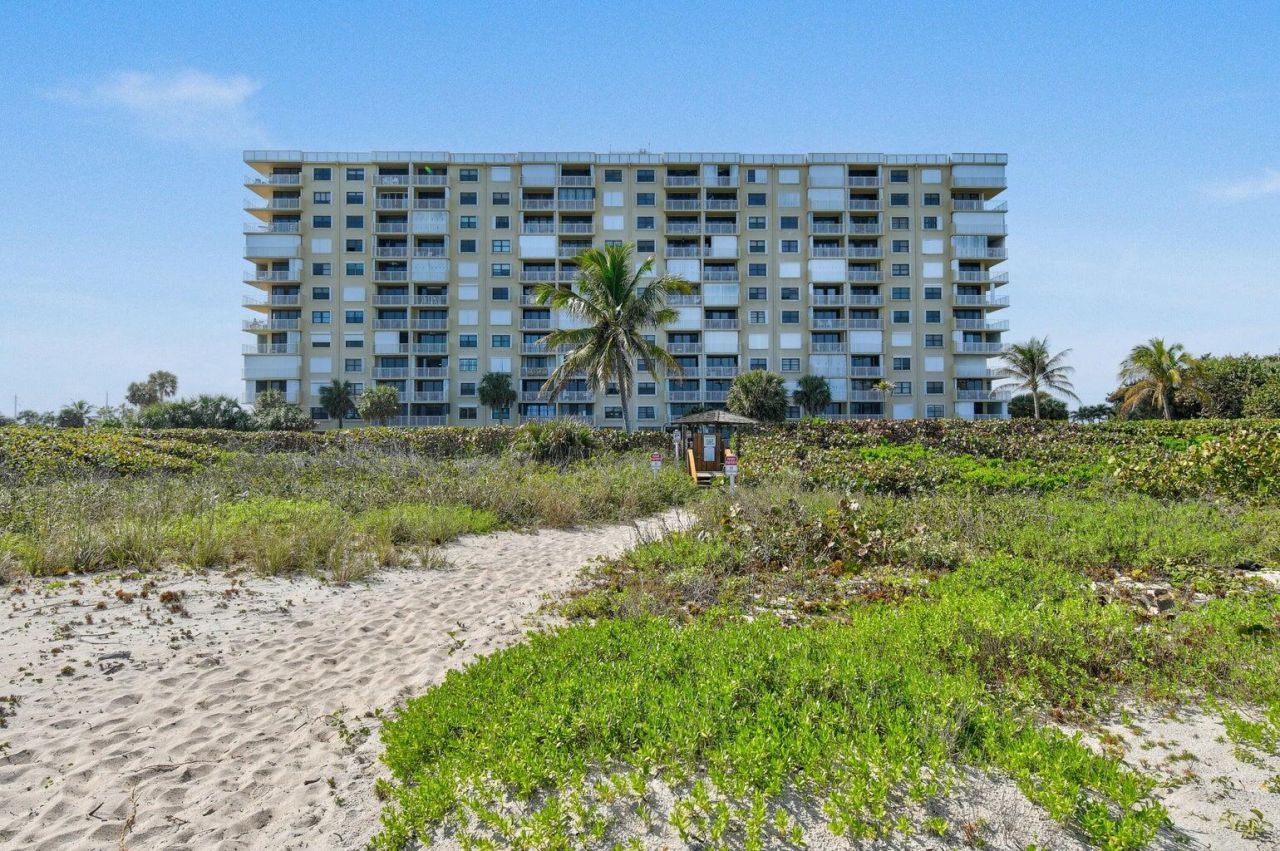 3200 N Highway A1a, Unit 209, Hutchinson Island, FL 34949 Photo