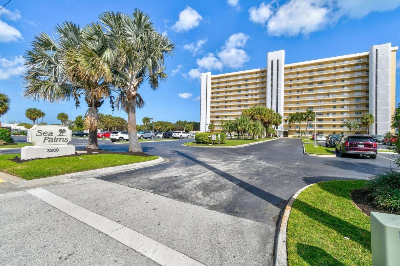 3200 N Highway A1a, Unit 209, Hutchinson Island, FL 34949 Photo