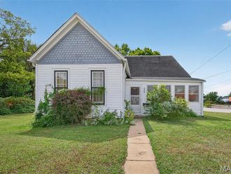 222 W Saint Louis Street Pacific, MO 63069