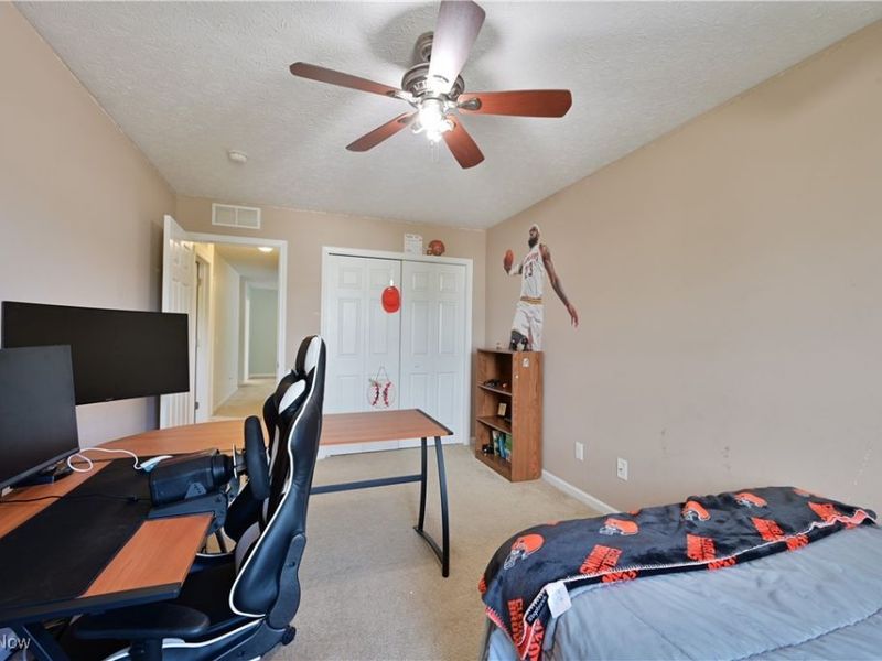 812 Bearing Court, Amherst, OH 44001 Photo 33