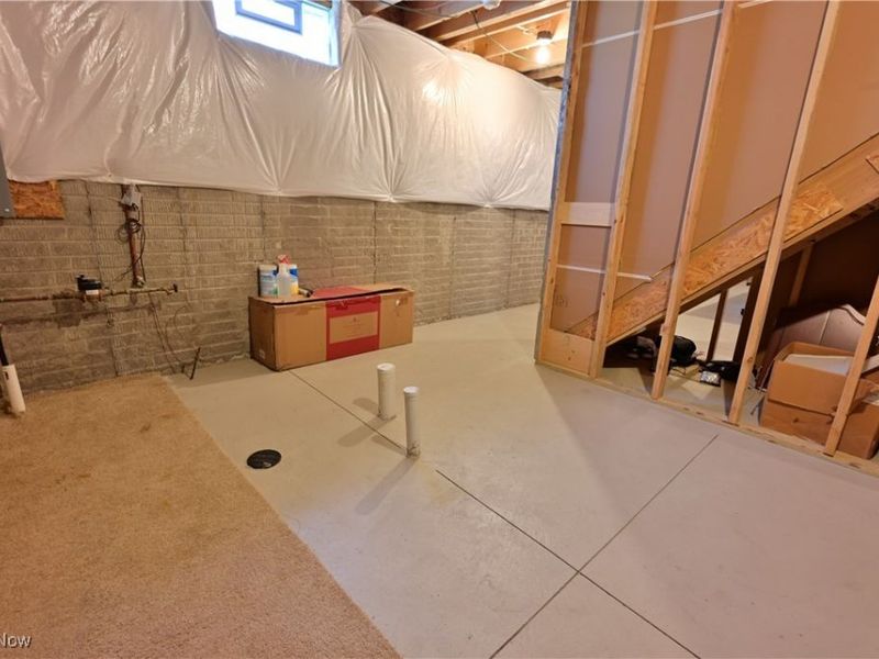 812 Bearing Court, Amherst, OH 44001 Photo 37