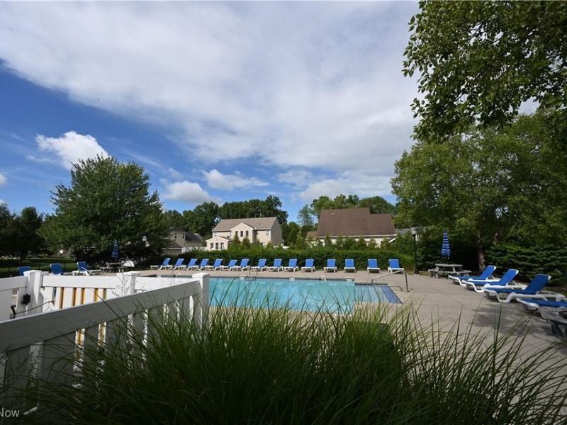 812 Bearing Court, Amherst, OH 44001 Photo 42