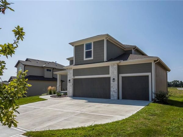 18991 W 169th Place, Olathe, KS 66062