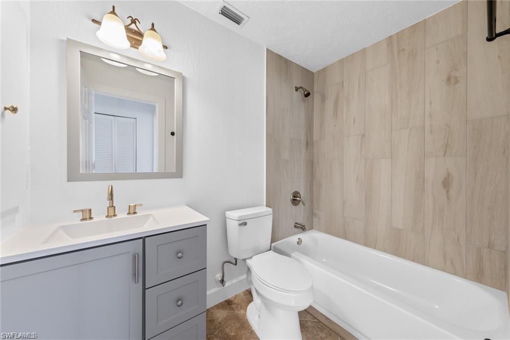 1106 SE 8th Ter, Cape Coral, FL 33990 Photo