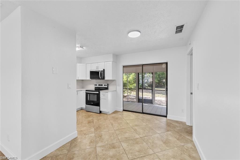 1106 SE 8th Ter, Cape Coral, FL 33990 Photo